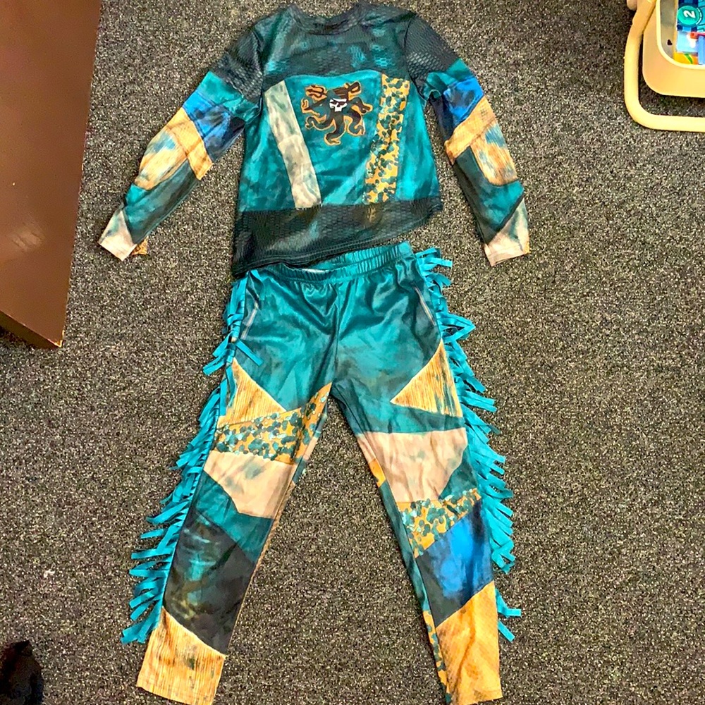 Descendants Uma costume size  5/6